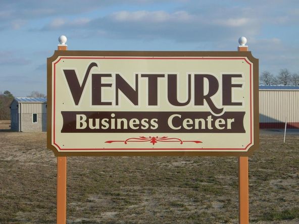 Venture Business Center: 182 Venture Dr, Seaford, DE 19973